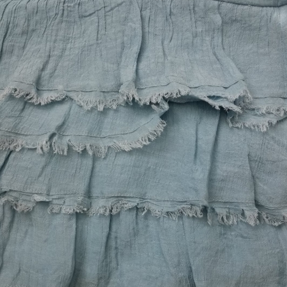 NWT Frayed Layered Top - Picture 3 of 3